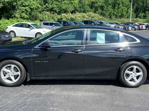 Used 2018 Chevrolet Malibu LS FWD image 5