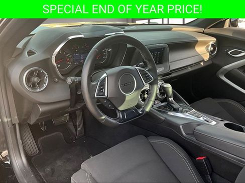 Used 2021 Chevrolet Camaro LT w/ RS Package image 15