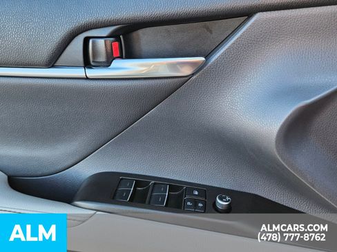 Used 2023 Toyota Camry XSE image 35