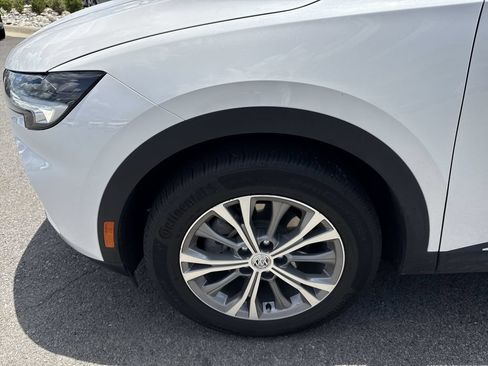 Used 2023 Buick Envision Preferred AWD/4WD image 16