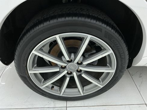 Used 2018 Audi Q3 2.0T Premium AWD/4WD image 51