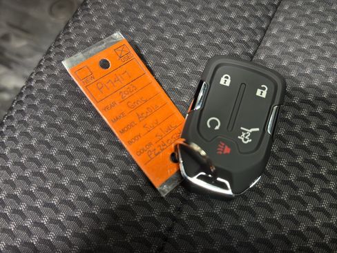 Used 2023 GMC Acadia SLE w/ Infotainment Package image 44