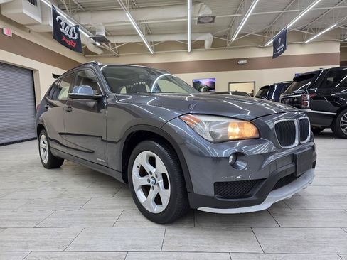 Used 2015 BMW X1 sDrive28i RWD image 4