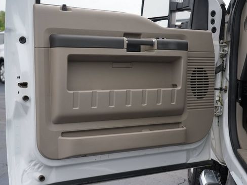 Used 2010 Ford F250 XLT AWD/4WD image 15