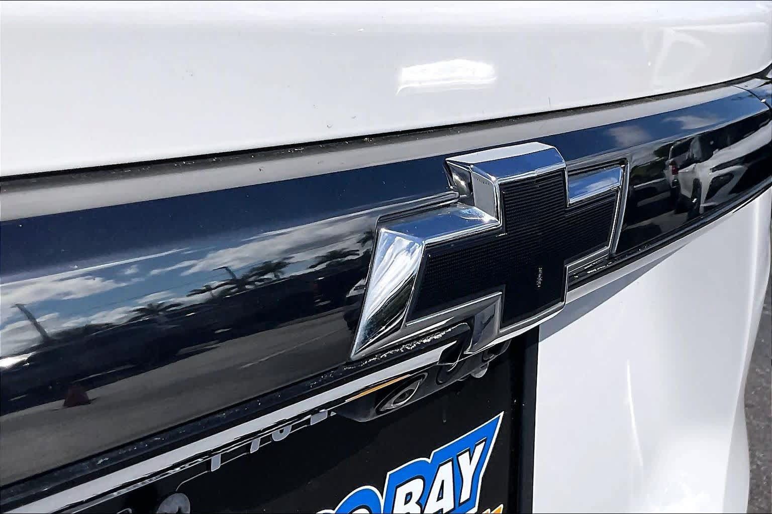 Used 2022 Chevrolet Traverse Premier w/ Redline Edition AWD/4WD image 9