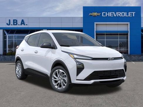 New 2027 Chevrolet Bolt LT FWD image 7