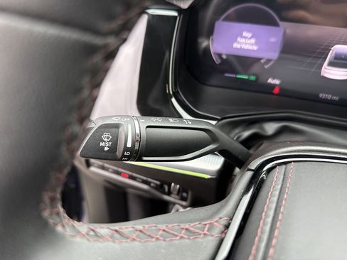 Used 2024 Jeep Wagoneer Launch Edition image 26