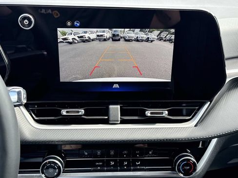 New 2026 Chevrolet Equinox LT AWD/4WD image 4