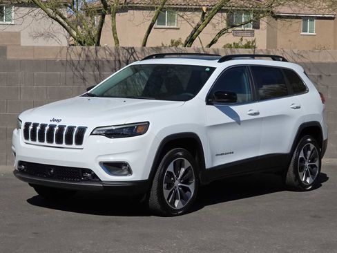 Used 2022 Jeep Cherokee Limited w/ Elite Package image 5