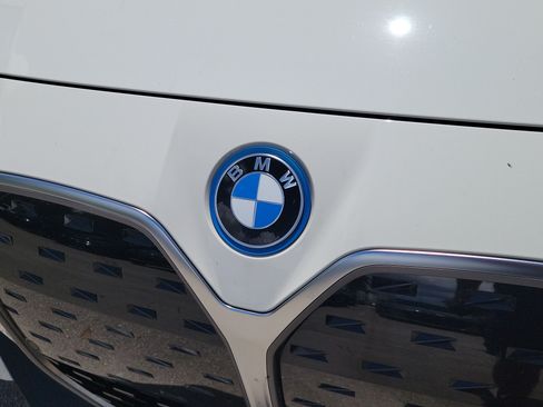 Used 2023 BMW i4 eDrive40 w/ Premium Package RWD image 6
