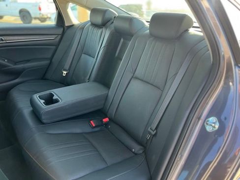 Used 2018 Honda Accord EX-L image 16