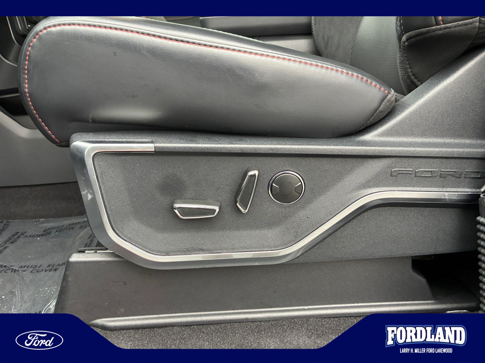 Used 2025 Ford F150 Raptor AWD/4WD image 14
