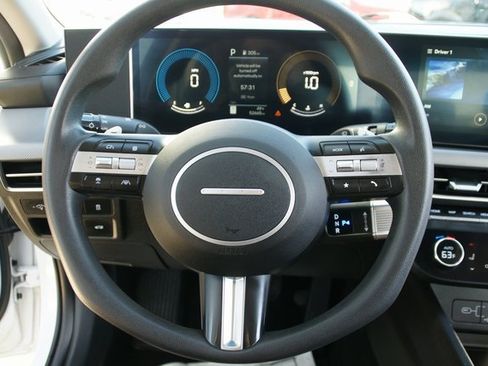 Used 2024 Hyundai Sonata SEL image 15