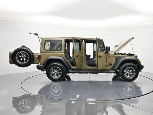 Used 2025 Jeep Wrangler Unlimited Sport AWD/4WD image 47