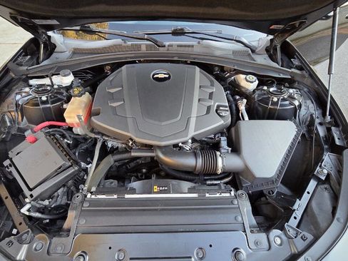 Used 2017 Chevrolet Camaro LT w/ RS Package image 10