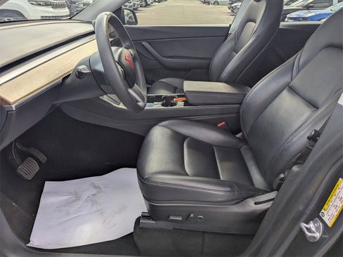 Used 2021 Tesla Model Y 2WD image 23