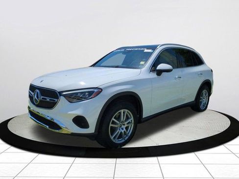 Used 2023 Mercedes-Benz GLC 300 4MATIC image 7