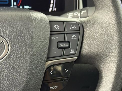 Certified 2025 Toyota Camry LE image 21