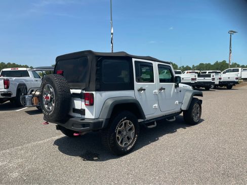 Used 2014 Jeep Wrangler Unlimited Rubicon AWD/4WD image 5