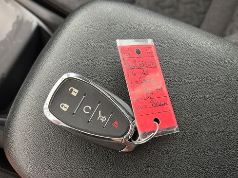Used 2024 Chevrolet Equinox LT AWD/4WD image 32