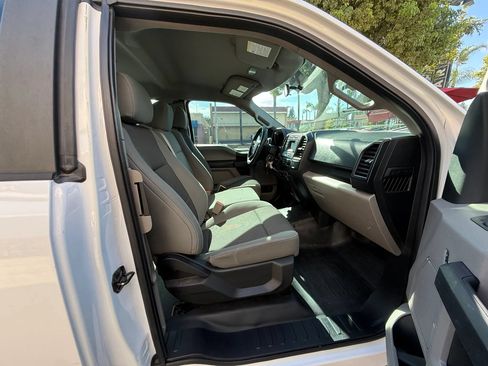 Used 2017 Ford F150 XL w/ Equipment Group 101A Mid RWD image 18