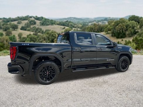Used 2024 GMC Sierra 1500 Pro w/ Graphite Edition AWD/4WD image 11