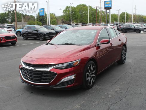 Used 2023 Chevrolet Malibu RS FWD image 8