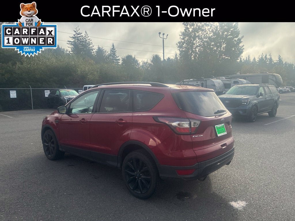 Used 2017 Ford Escape SE w/ Equipment Group 201A AWD/4WD image 6