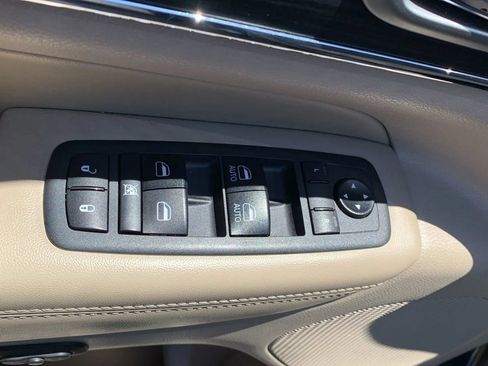 Used 2019 Jeep Grand Cherokee Limited AWD/4WD image 37