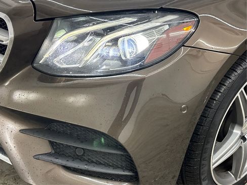 Used 2017 Mercedes-Benz E 300 image 34