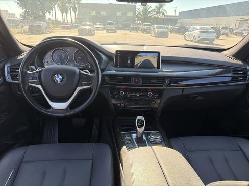 Used 2018 BMW X5 sDrive35i w/ Premium Package image 9