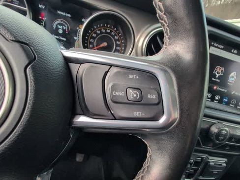 Used 2021 Jeep Wrangler Unlimited Sahara w/ Uconnect 4C Nav & Sound Group image 19