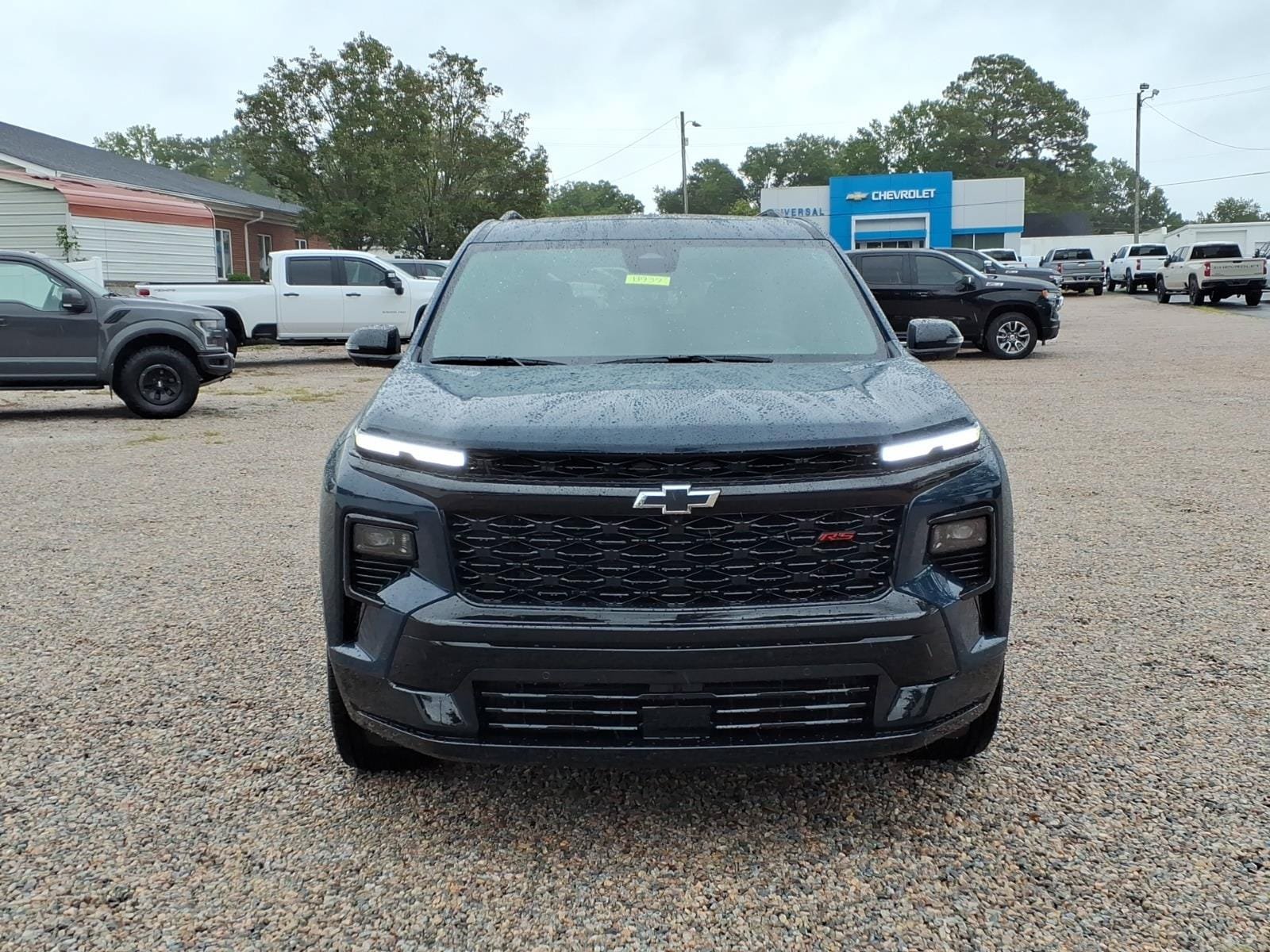 New 2027 Chevrolet Traverse RS FWD image 2