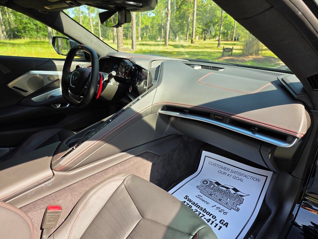 Used 2023 Chevrolet Corvette Stingray Premium Cpe w/ Z51 Performance Package RWD image 16