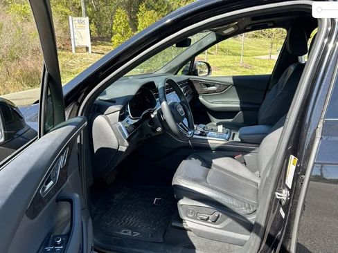 Used 2020 Audi Q7 3.0T Premium Plus image 3