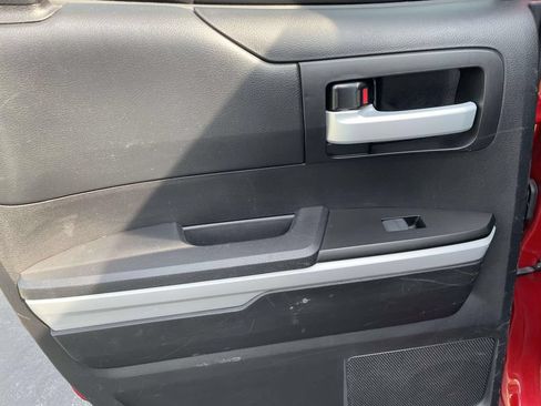 Used 2019 Toyota Tundra SR5 RWD image 14
