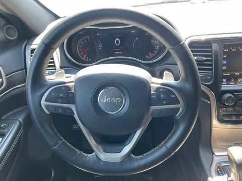 Used 2017 Jeep Grand Cherokee Limited w/ Luxury Group II AWD/4WD image 34