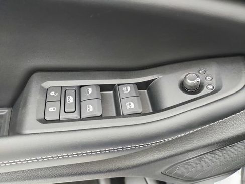 New 2026 Jeep Grand Cherokee Laredo X RWD image 38