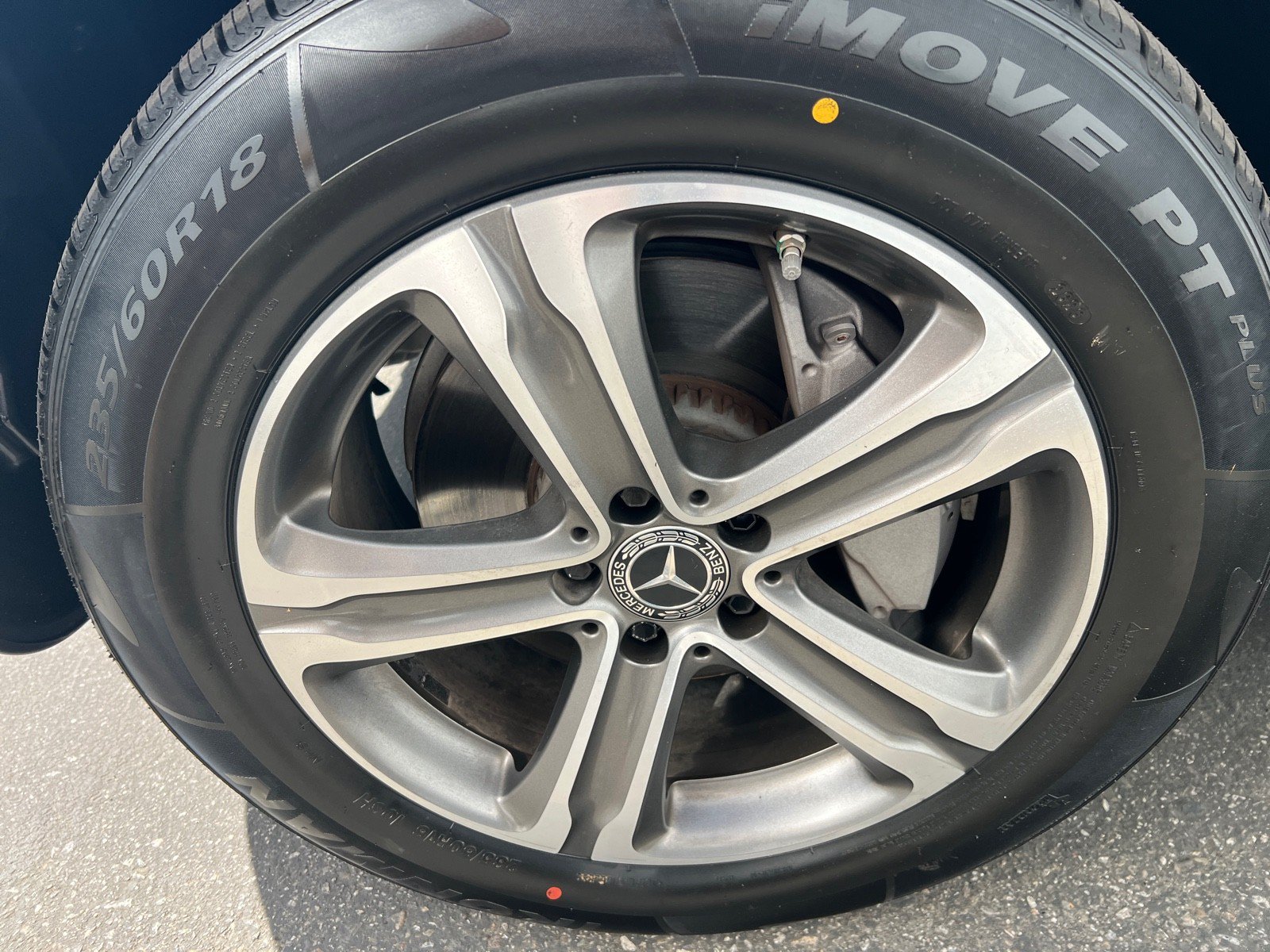 Used 2019 Mercedes-Benz GLC 300 4MATIC image 10