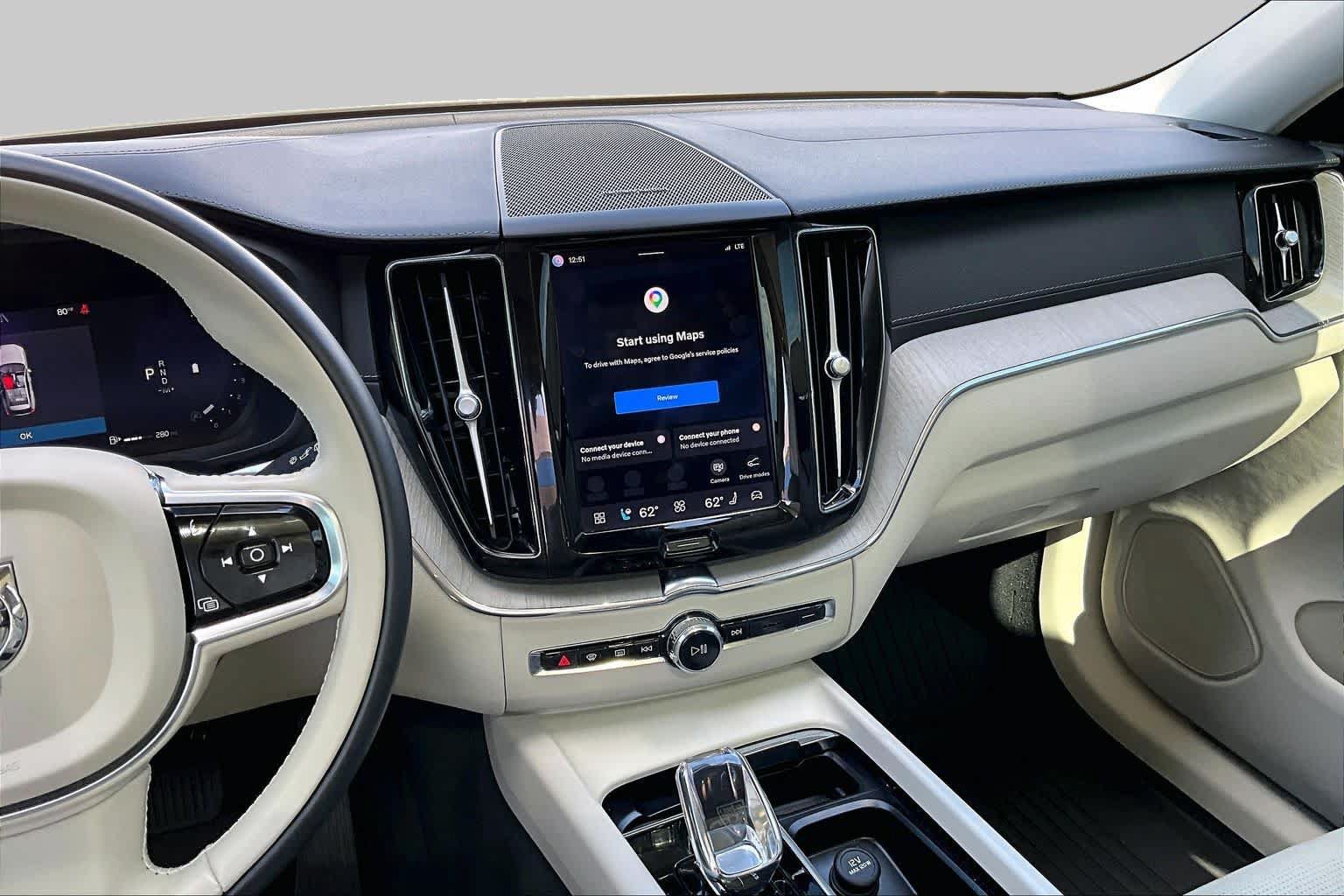 Used 2023 Volvo XC60 B5 Ultimate w/ Climate Package AWD/4WD image 7