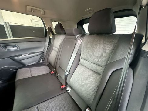 Used 2025 Nissan Rogue SV FWD image 22