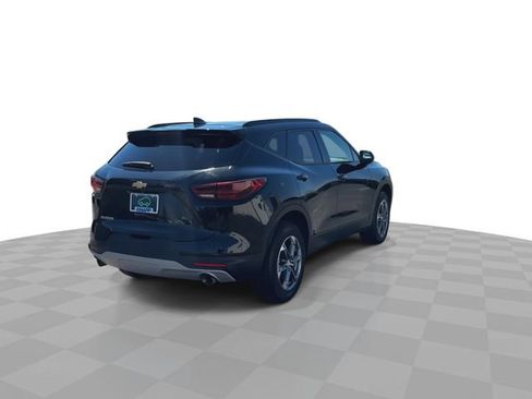Certified 2024 Chevrolet Blazer LT w/ Convenience Package FWD image 8