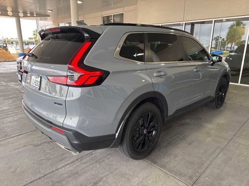 Used 2024 Honda CR-V Sport Touring image 3