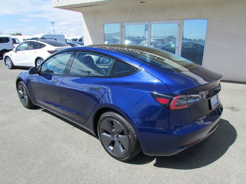 Used 2023 Tesla Model 3 Standard Range RWD image 8
