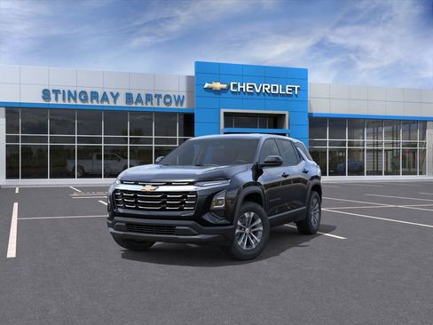New 2026 Chevrolet Equinox LT w/ Convenience Package II FWD image 8