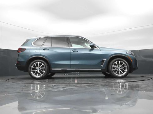 Used 2025 BMW X5 xDrive40i w/ Climate Comfort Package AWD/4WD image 34