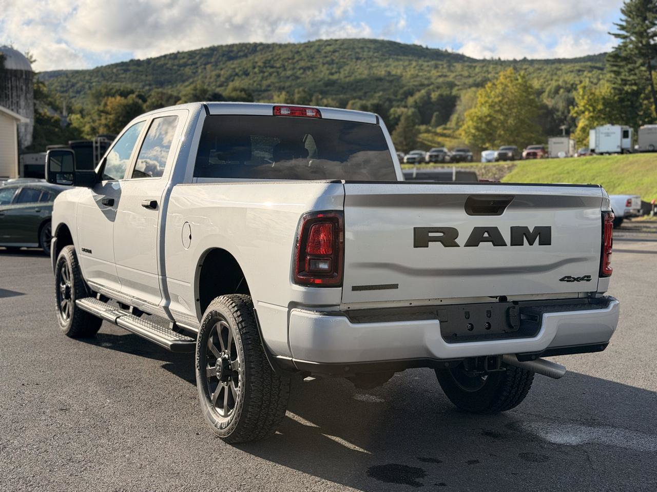 Used 2026 RAM 2500 Big Horn AWD/4WD image 7