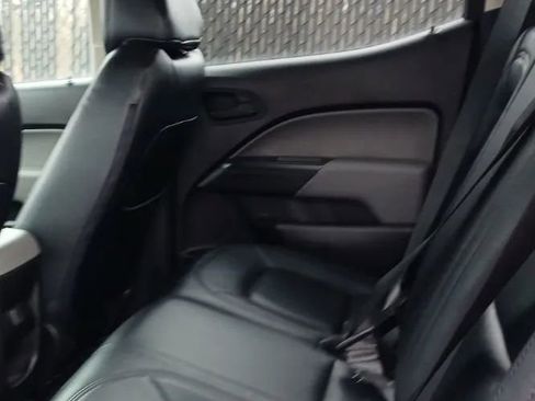 Used 2018 Chevrolet Colorado W/T w/ WT Convenience Package image 8