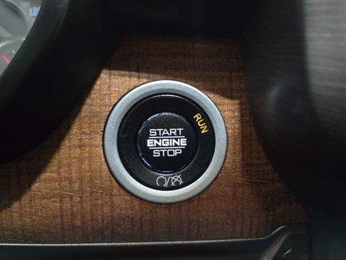 Used 2020 RAM 3500 Limited image 46