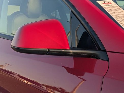 Used 2020 Tesla Model Y Performance image 14